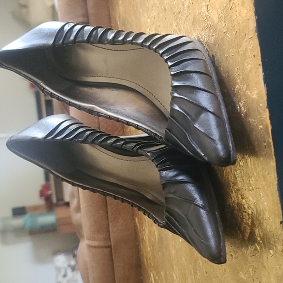 Elle Georgian Black Pointed Toe Stiletto | Heel | Pump| Size 7.5| - Picture 7 of 12